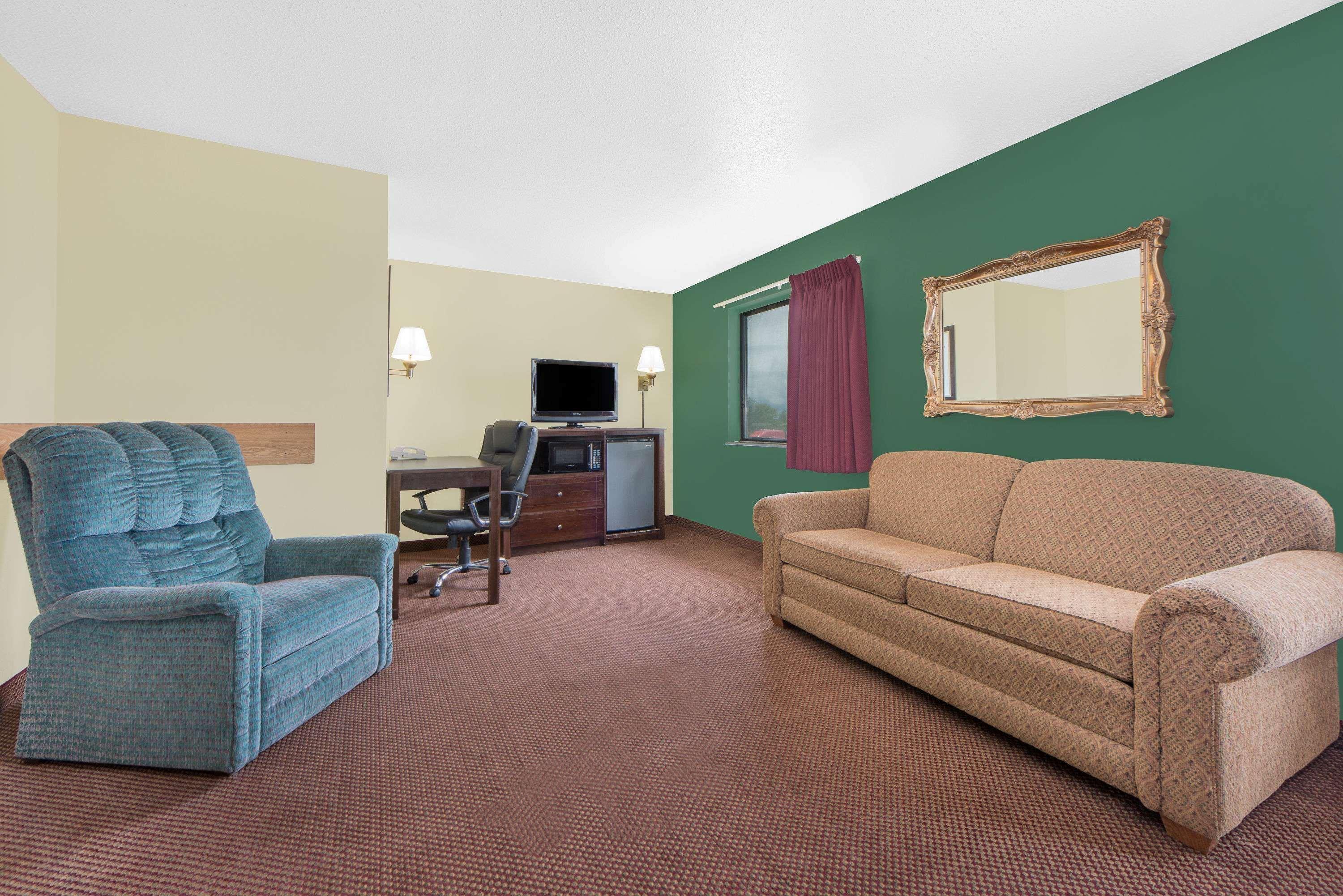 Super 8 By Wyndham Ottumwa Exterior foto