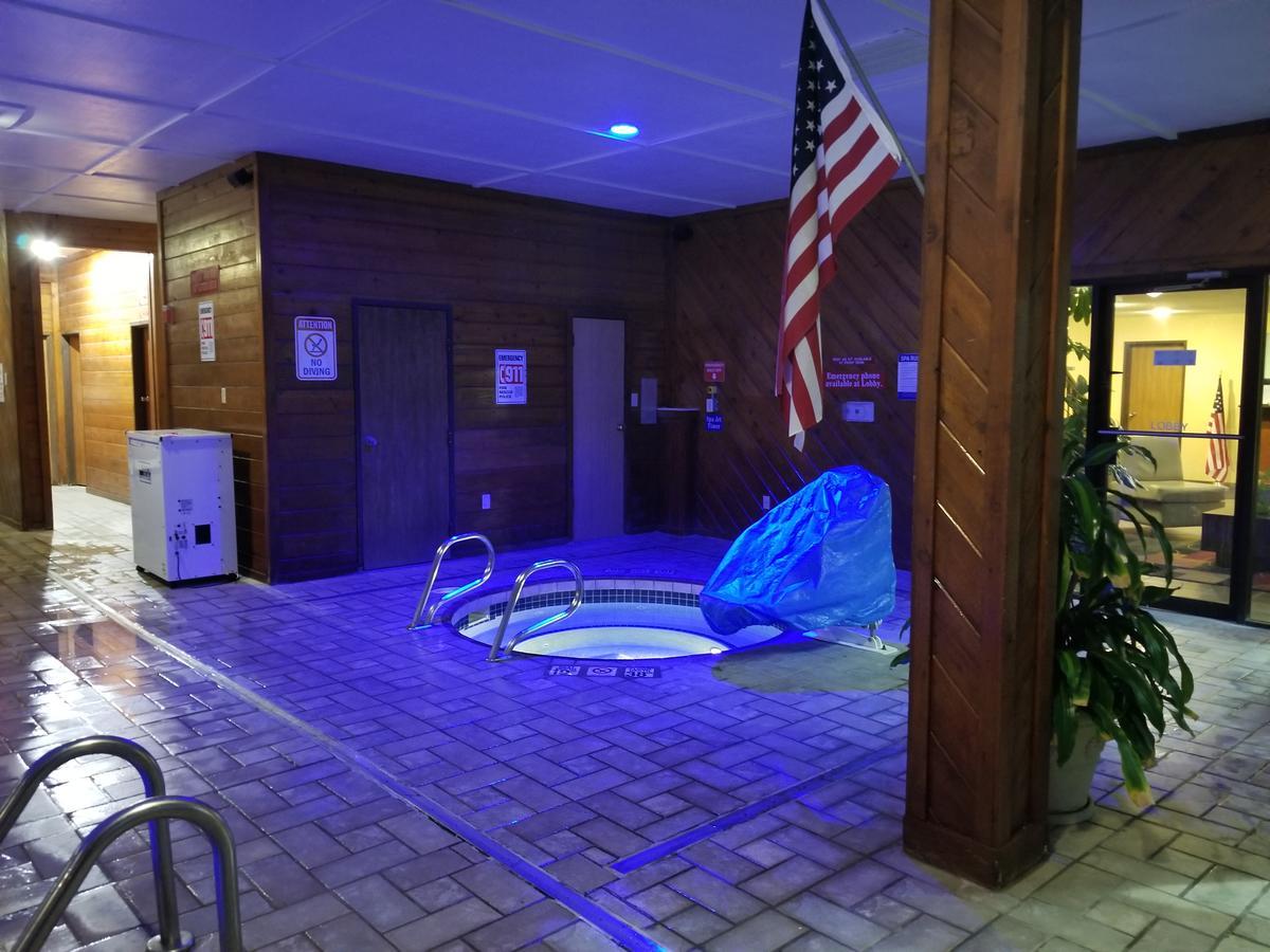 Super 8 By Wyndham Ottumwa Exterior foto
